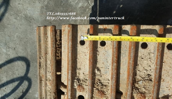 FROM JAPANสินค้าใหม่แกะกล่อง งานนำเข้าจากญี่ปุ่นแท้ๆ ก็อปยาง ,ก้อนยาง :สำหรับรถขุดไซค์60 ,65 ,70, 75 ความยาว:45 cm. /ราคาเพียง(ก้อนละ): 580บาท