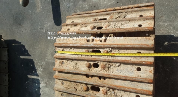 FROM JAPANสินค้าใหม่แกะกล่อง งานนำเข้าจากญี่ปุ่นแท้ๆ ก็อปยาง ,ก้อนยาง :สำหรับรถขุดไซค์60 ,65 ,70, 75 ความยาว:45 cm. /ราคาเพียง(ก้อนละ): 580บาท