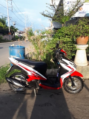 Mio 125 รุ่น RR ปี 2553 สีดำแดงขาว รถสวย สภาพดี Mio 125 รุ่น RR ปี 2553 สีดำแดงขาว รถสวย สภาพดี