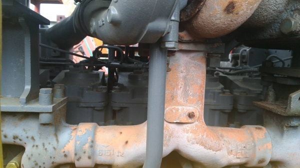 รถแทรกเตอร์ KOMATSU รุ่น D85ESS-2