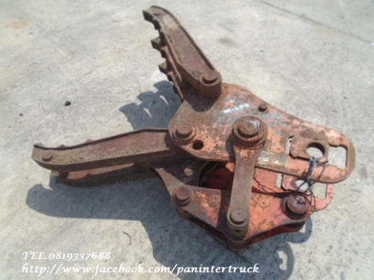 FROM JAPANตัวคีบปากหนีบไม้CLAMP สำหรับรถขุดไซค์40,45,50,55 /สวมบูทสลัก45มิล /สินค้าเก่านอก