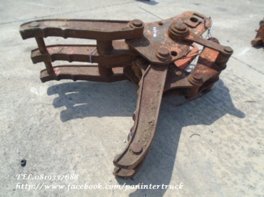 FROM JAPANตัวคีบปากหนีบไม้CLAMP สำหรับรถขุดไซค์40,45,50,55 /สวมบูทสลัก45มิล /สินค้าเก่านอก FROM JAPANตัวคีบปากหนีบไม้CLAMP สำหรับรถขุดไซค์40,45,50,55 /สวมบูทสลัก45มิล /สินค้าเก่านอก