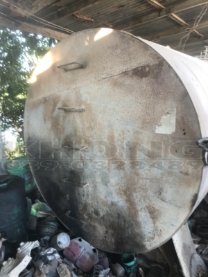 ขายด่วน ถังน้ำมันโซล่า 30000ลิตร พร้อมขาตั้ง ยาว6เมตร สูง1เมตร90 ขาย 45000 บาท