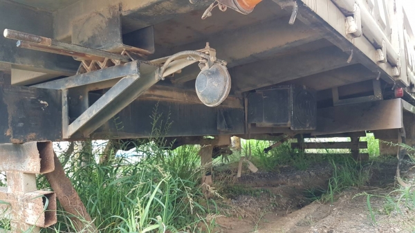 ขายกระบะสามมิตรแท้ครบชุด ยาว 6.50 เมตร มีสองลูก ถอดจากมิตซูกับฮีโน่