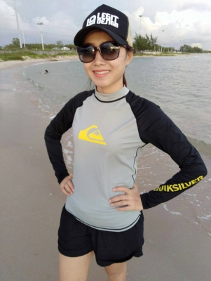 เสื้อสำหรับกีฬาทางน้ำ เรือ และเจ็ตสกี