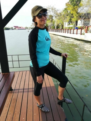 เสื้อสำหรับกีฬาทางน้ำ เรือ และเจ็ตสกี