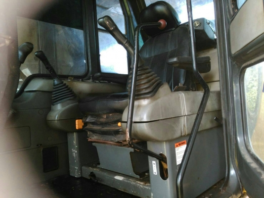 ขายรถแบคโฮ KOMATSU PC200-6 เอกสารเล่ม ระบบไฟเต็ม ซีเรียล 96000 กว่า ราคา 860000 ขายรถแบคโฮ KOMATSU PC200-6 เอกสารเล่ม ระบบไฟเต็ม ซีเรียล 96000 กว่า ราคา 860000