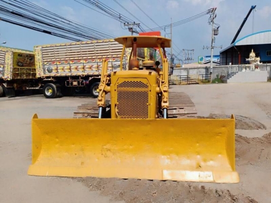 ขายค่ะ  แทรกเตอร์ CAT D4D