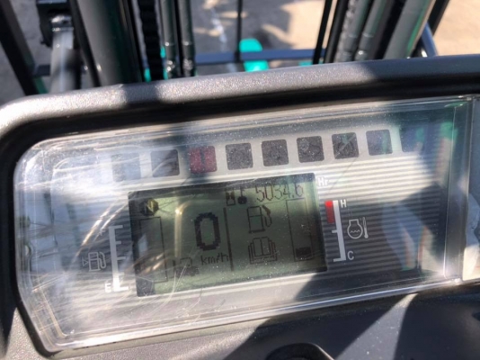 ขาย MITSUBISHI ล่าสุด 3.5 ตัน 4 เมตร เบนซิน/LPG ปี2013 ชั่วโมง 5 พัน 094-426-7888 จะเด็ด ขาย MITSUBISHI ล่าสุด 3.5 ตัน 4 เมตร เบนซิน/LPG ปี2013 ชั่วโมง 5 พัน 094-426-7888 จะเด็ด