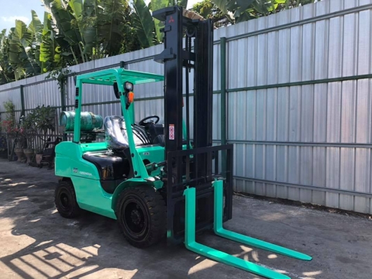 ขาย MITSUBISHI ล่าสุด 3.5 ตัน 4 เมตร เบนซิน/LPG ปี2013 ชั่วโมง 5 พัน 094-426-7888 จะเด็ด ขาย MITSUBISHI ล่าสุด 3.5 ตัน 4 เมตร เบนซิน/LPG ปี2013 ชั่วโมง 5 พัน 094-426-7888 จะเด็ด