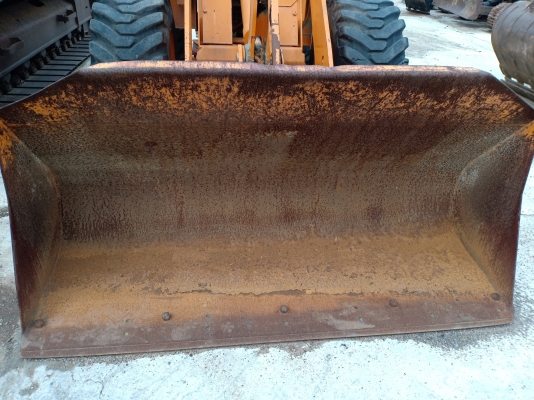 ขายจ้า..รถตัก KOMATSU 507  เก่านอกแท้  มาใหม่สภาพสวย  คล่องมากๆๆ  ลองระบบกันได้ทุกวัน  โทร 089-3818694  จ๊อย