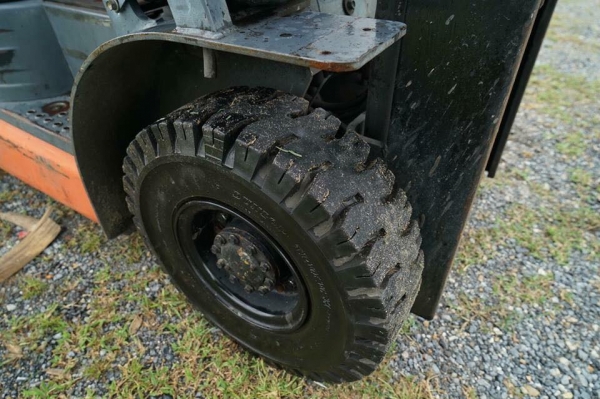 TOYOTA 6FG15 (งาสไลด์) TOYOTA 6FG15 (งาสไลด์)