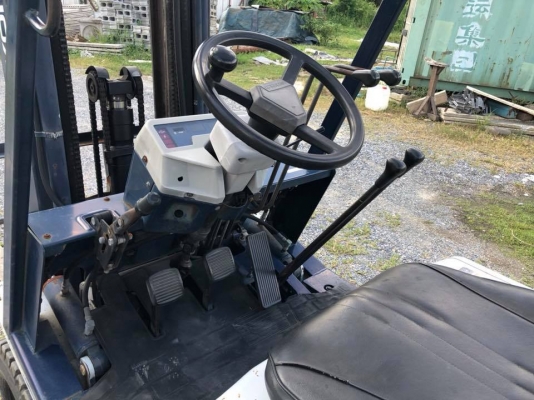 KOMATSU 1ตัน สวยเดิมจากญี่ปุ่น เสาฟูฟี่