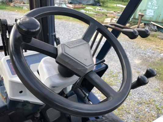 KOMATSU 1ตัน สวยเดิมจากญี่ปุ่น เสาฟูฟี่