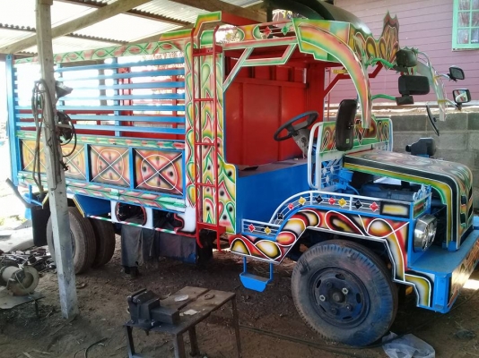 อีแต๋นหกล้อดัมพ์