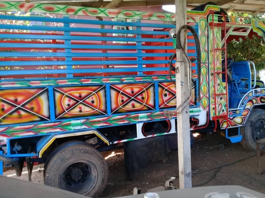 อีแต๋นหกล้อดัมพ์