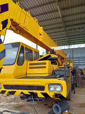 ขายรถเครน 25 ตัน ขายรถเครน 25 ตันทาดาโน่เอกสารพร้อมโอน