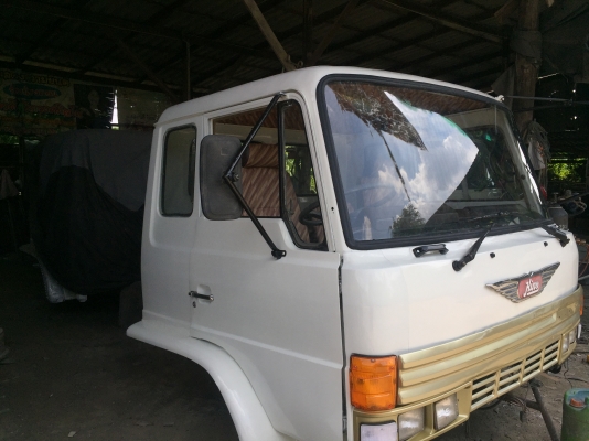 ขาย หัวสิบล้อ HINO sumo 227  สีใหม่ มีขาดีด กันชนหน้า อุปกรณ์ครบ ยกใส่ได้เลย