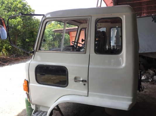 ขาย หัวสิบล้อ HINO sumo 227  สีใหม่ มีขาดีด กันชนหน้า อุปกรณ์ครบ ยกใส่ได้เลย