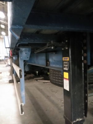 ขาย!!!!  หางเทเลอร์ สามเพลาพร้อมตู้ ไฮคิว 45ฟุต  มีลิฟฟยกของ ท้าย  ไม่มี ทะเบียน สภาพดี