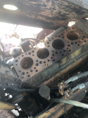 ขายด่วน เป็นอะไหล่ D5 /15 เครื่องไม่มีฝาสูบ โซ่ ตัวเดิน สวย เอาไปปั่นได้ ขาย 150000 บาท