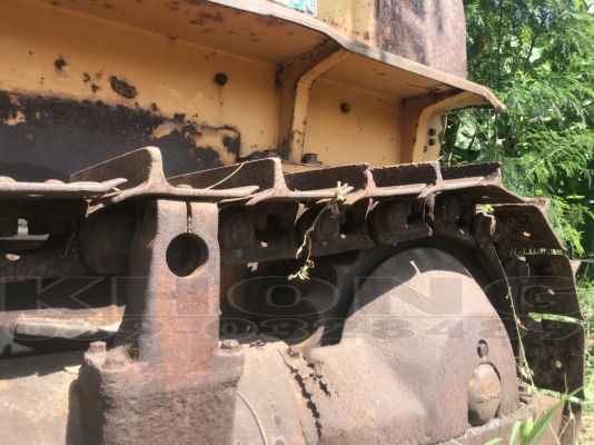 ขายด่วน เป็นอะไหล่ D5 /15 เครื่องไม่มีฝาสูบ โซ่ ตัวเดิน สวย เอาไปปั่นได้ ขาย 150000 บาท