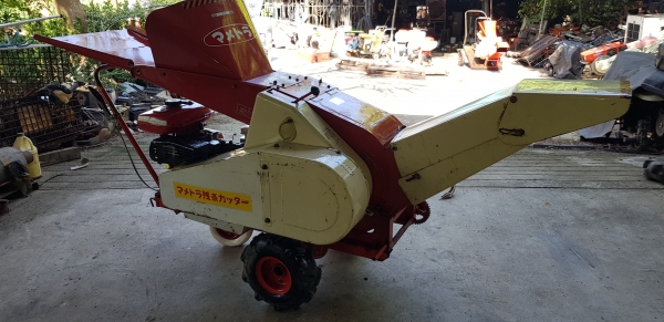 เครื่องสับกิ่งไม้ เดินหน้าถอยหลังได้  สอบถามได้ต่อรองได้ขายได้ขาย