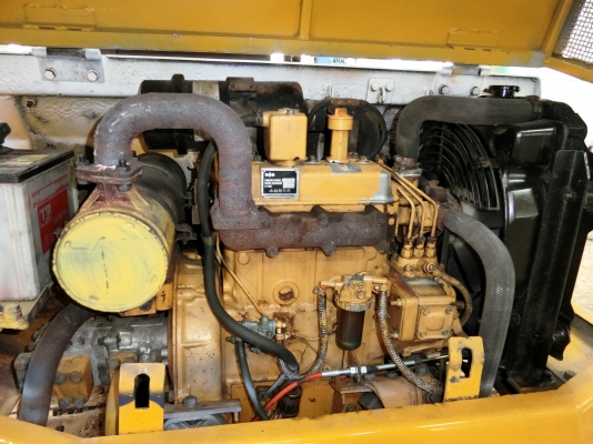 KOMATSU PC20-5 เครื่องปั้มดี เอวแน่น ช่วงล่างเต็ม ระบบไว  เอกสารอินวอยครบ #ยังไม่เคยใช้งานในไทย (รถกำลังเก็บงาน ทำสี เช็คเปลี่ยนถ่ายของเหลว เก็บงานหลวม) ชั่วโมงการทำงาน 2,9xx ชั่วโมง สนใจรีบจับจองเป็นเจ้าของได้เลยนะคับ ราคา240,000บาทต่อลองได้ หรือสนใจตามส