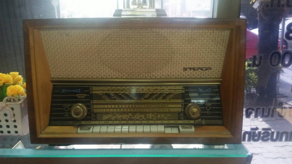 ขาย วิทยุหลอด เยอรมัน ขนาดใหญ่ สเตอริโอ ใช้งานได้หมด มี fm