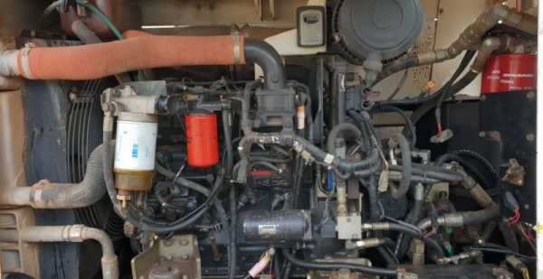 ขายด่วน215,000บาท.รถบด.DYNAPACไดนาแทค9ล้อขนาด9.5ตันหน้ายางหลังยางระบบทำงานดีเป็นรถนอกเพื่งนำเข้ามายังไม่เคยใช้งานในไทยเลยเครื่องดีเซล4สูบมีระบบปล่อยน้ำปล่อยน้ำมันเอกสารอินวอย มีบรีการส่ง รถอยุที่อยุธยา-วังน้อยครับ  โทร085-1904773-087-6694752ดูที่วิดีโอIDล