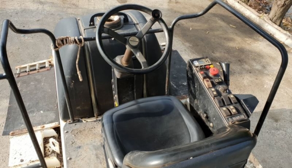 ขายด่วน215,000บาท.รถบด.DYNAPACไดนาแทค9ล้อขนาด9.5ตันหน้ายางหลังยางระบบทำงานดีเป็นรถนอกเพื่งนำเข้ามายังไม่เคยใช้งานในไทยเลยเครื่องดีเซล4สูบมีระบบปล่อยน้ำปล่อยน้ำมันเอกสารอินวอย มีบรีการส่ง รถอยุที่อยุธยา-วังน้อยครับ  โทร085-1904773-087-6694752ดูที่วิดีโอIDล