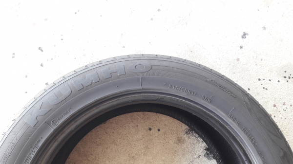 ยาง215/55/17 ปี15 KUMHO ECSTA SEVEN 4 เส้น