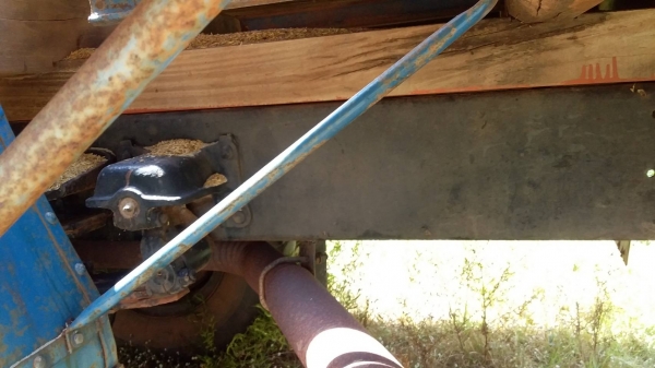 ขายIsuzu หกล้อหัวยาวเดิมๆ คัชซีสวยมากเครื่องแน่น แรงเบลคลมดันพร้อมใช้งาน