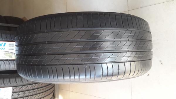 ยาง225/50/15 ปี13 MICHELIN PRIMACY 3ST 2 เส้น ยาง225/50/15 ปี13 MICHELIN PRIMACY 3ST 2 เส้น