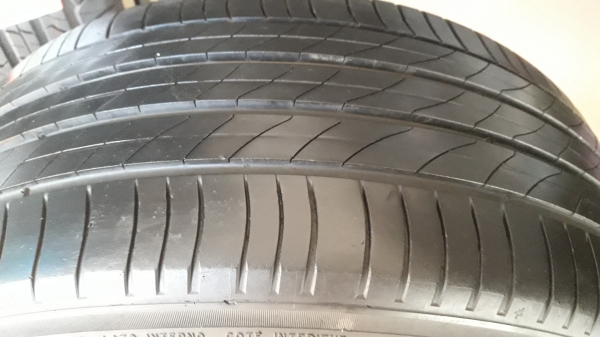 ยาง225/50/15 ปี13 MICHELIN PRIMACY 3ST 2 เส้น ยาง225/50/15 ปี13 MICHELIN PRIMACY 3ST 2 เส้น