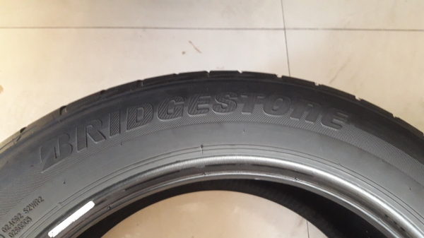 ยาง215/55/17 ปี15 BRIDGESTONE ECOPIA EP200 4 เส้น ยาง215/55/17 ปี15 BRIDGESTONE ECOPIA EP200 4 เส้น