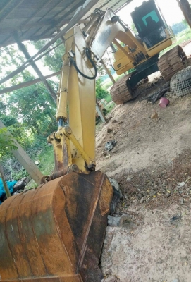 KOMATSU PC 200-8 MO ใช้งาน 10,200 hr บอดี้สวยจัด ช่วงล่างเต็ม เอวแน่นดี ภายในสะอาดสวย แอร์เย็น พร้อมใช้งานได้เลยครับ เอกสารอินวอยครบ ราคาต่อรองได้ครับ