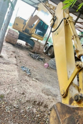 KOMATSU PC 200-8 MO ใช้งาน 10,200 hr บอดี้สวยจัด ช่วงล่างเต็ม เอวแน่นดี ภายในสะอาดสวย แอร์เย็น พร้อมใช้งานได้เลยครับ เอกสารอินวอยครบ ราคาต่อรองได้ครับ