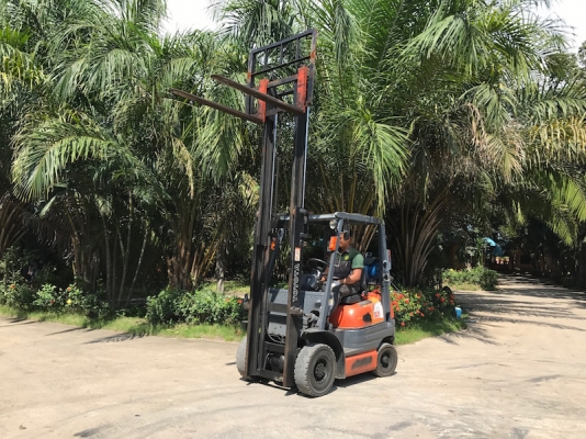ขายFORKLIFT TOTOTA รุ่น6FG15(1.5ตัน)(แก๊สนอกแท้) สวยเดิมจากญี่ปุ่น ยังไม่เคยใช้ในไทย 139,000เท่านั้น!!