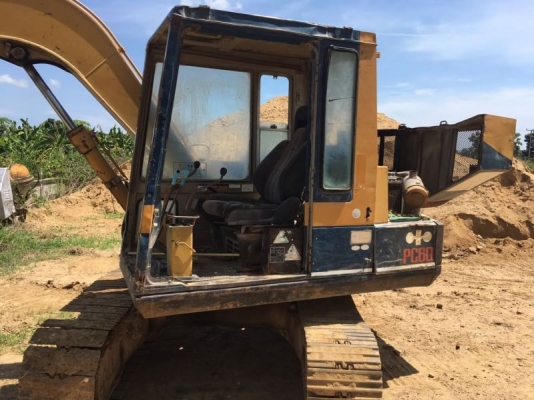 KOMATSU PC 60-5