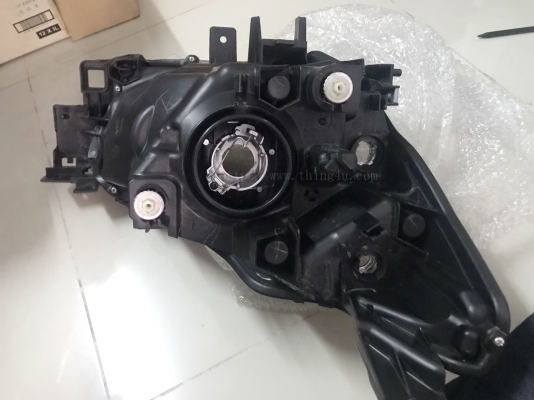 โคมไฟหน้า MAZDA2 SKY แท้ ฝั่งซ้าย