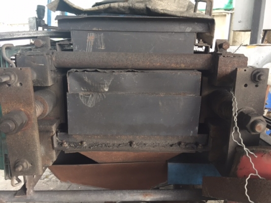 เครื่องบด Roller Crusher Diameter 8 นิ้ว (Hardfacing) มอเตอร์ 3p 1hp