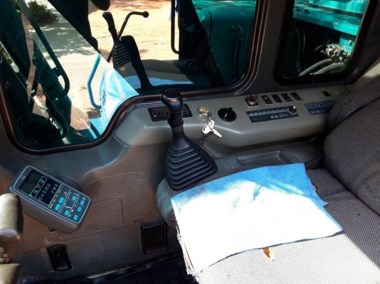 ขายด่วน KOMATSU PC130-6E สภาพสวยพร้อมใช้งาน เอกสารอินวอยส์ สนใจติดต่อ 080-7491645 K. เอฟ มีคลิปการทำงาน ขายด่วน KOMATSU PC130-6E สภาพสวยพร้อมใช้งาน เอกสารอินวอยส์ สนใจติดต่อ 080-7491645 K. เอฟ มีคลิปการทำงาน