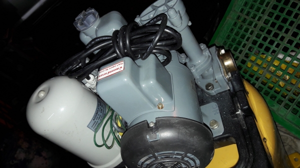 ขาย !! ปั้มน้ำแรงดันคงที่.ฮิตาชิ.ขนาด250w.พร้อมใช้งาน ขาย !! ปั้มน้ำแรงดันคงที่.ฮิตาชิ.ขนาด250w.พร้อมใช้งาน