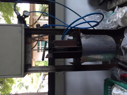 เครื่องติดกาวอัตโนมัติ ความจุถังกาว 1 kg พร้อมแท่นหมุนชิ้นงานอัตโนมัติ เครื่องติดกาวอัตโนมัติ ความจุถังกาว 1 kg พร้อมแท่นหมุนชิ้นงานอัตโนมัติ