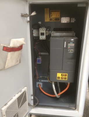 ปั้มลม ATLAS COPCO 25 HP อินเวอร์เตอร์ มี AIR DRYER ในตัว ปั้มลม ATLAS COPCO 25 HP อินเวอร์เตอร์ มี AIR DRYER ในตัว