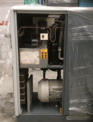 ปั้มลม ATLAS COPCO 25 HP อินเวอร์เตอร์ มี AIR DRYER ในตัว