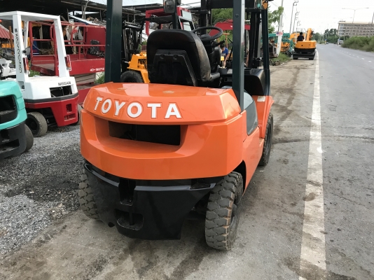 Toyota 7fg20สภาพดีเก่าญี่ปุ่น มีใบอินวอยไม่เคยใช้ในไทย Toyota 7fg20สภาพดีเก่าญี่ปุ่น มีใบอินวอยไม่เคยใช้ในไทย