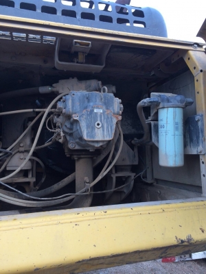 ขาย 3,200,000 KOMATSU pc 300-8 ใส่หัวไวโบเอกสารเล่ม ไฟฟ้าครบ เครื่องดี ปั้มแรง เอวแน่น ช่วงล่างเต็ม พร้อมใช้งานทุกระบบ แอร์เย็น  รถอยู่ กทม. 090-772-3710 090-772-3708