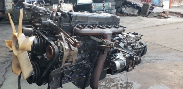 ขายเครื่อง 6bg1 175 แรง ไม่รวมเกียร์ ขายเครื่อง 6bg1 175 แรง ไม่รวมเกียร์